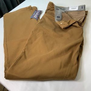 NWOT:   IZOD Comfort Stretch pant.  Size: 38 x 32